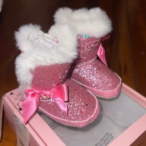 BRAND NEW BABY BOOTS